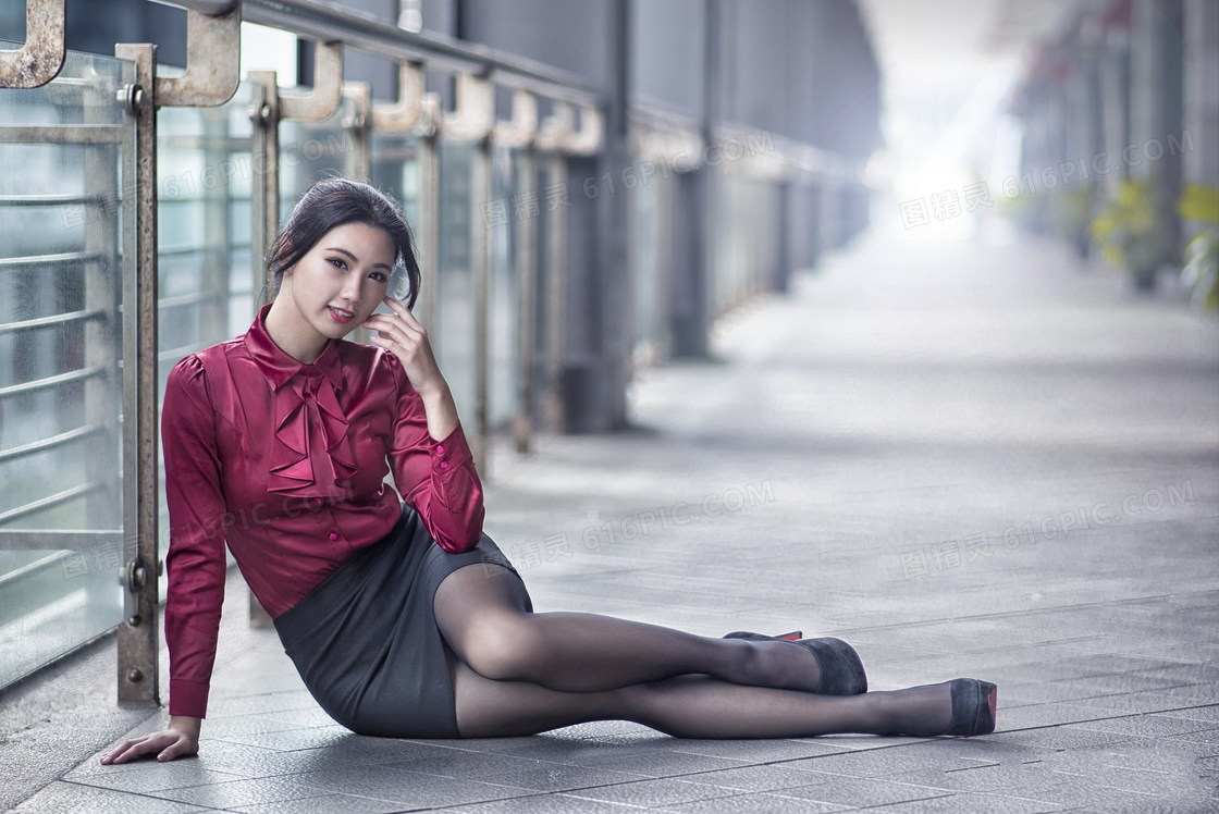 美女被性侵故事_黑丝袜美女被性侵_性侵美女