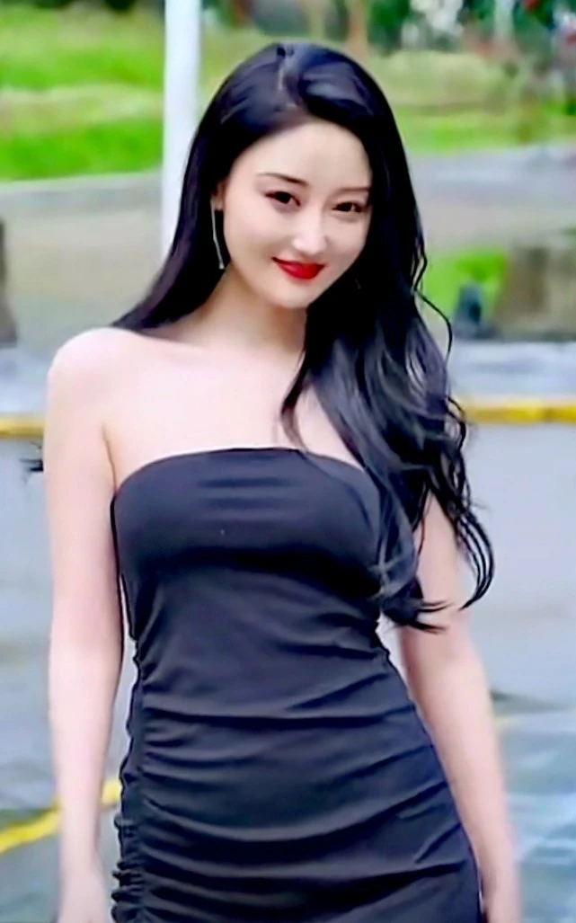 高清美女大图写真图片_高清美女大图免费_高清美女大图