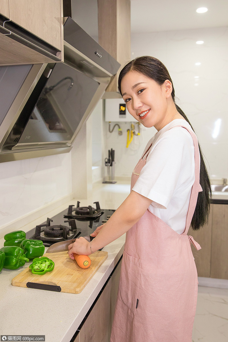 游戏美女厨房：男生福利