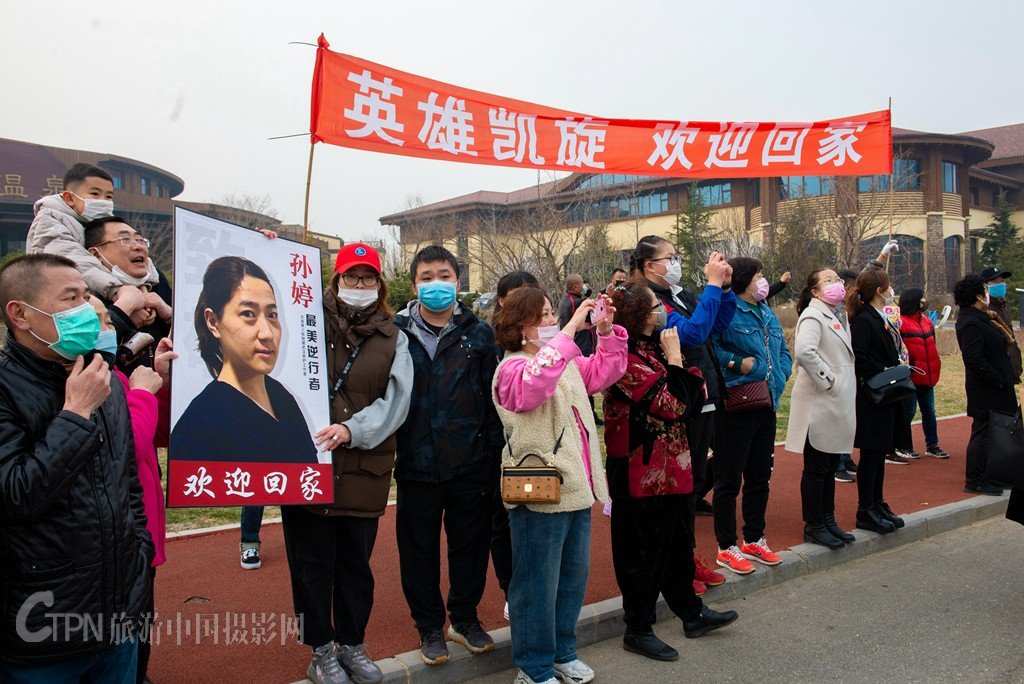 窘的意思_窘怎么读_太窘