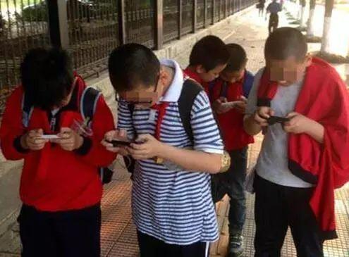 竖心旁只读什么手机打游戏_竖心旁只读什么手机打游戏_竖心旁只读什么手机打游戏