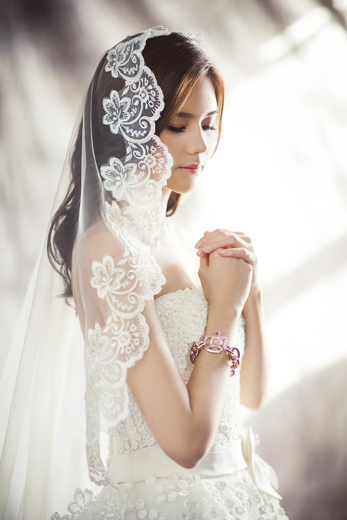 游戏婚纱手机壁纸_婚纱壁纸手机游戏软件_婚纱壁纸图