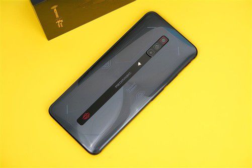 天王界手机游戏是正版吗_天王界手机游戏是什么_游戏手机界四大天王是谁