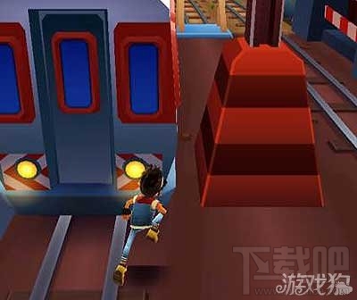用手机玩小游戏跑酷游戏_小米玩跑酷_跑酷小游戏直接玩