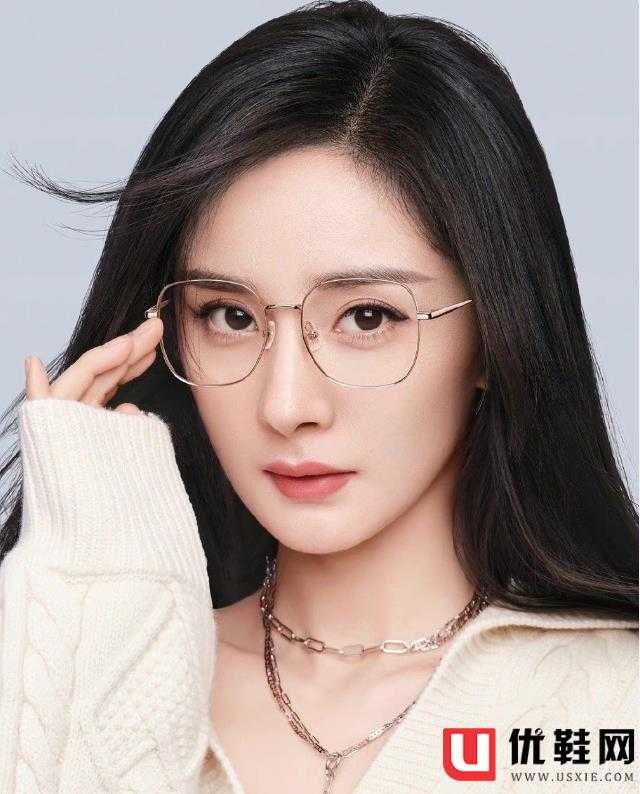 杨幂打游戏的节目叫什么_杨幂打手机游戏图片_杨幂打手机游戏
