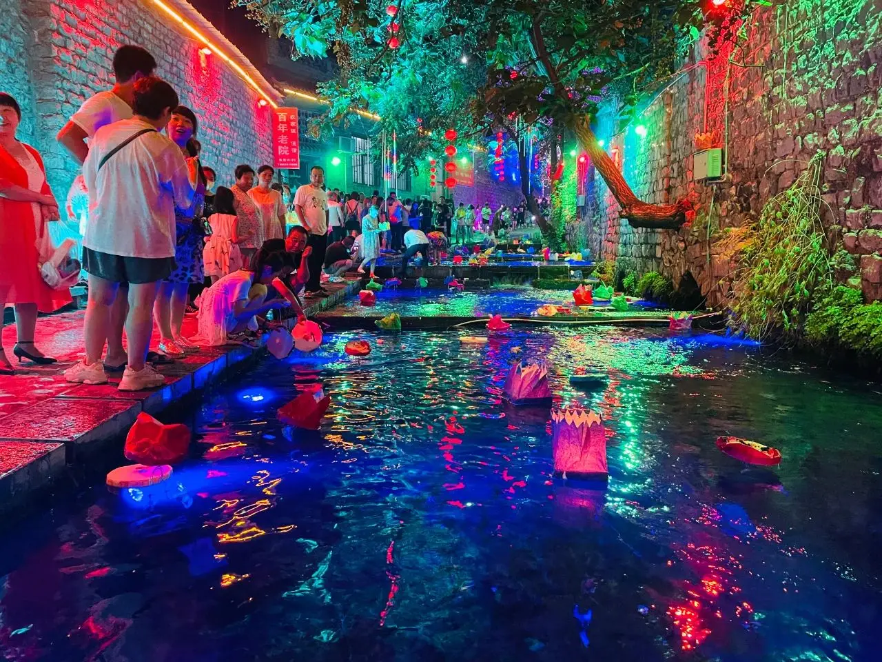 节日世界僵尸图鉴_世界节日_节日世界上最美的人