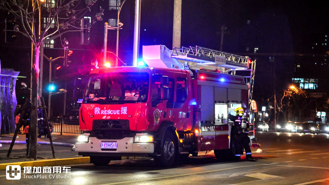 我要下载消防车_消防车游戏怎么下载到手机_消防车游戏手机版