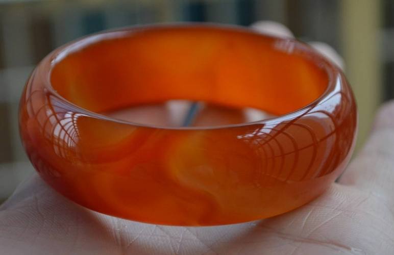 叶月树里作品_树叶的树小说_树叶作品集