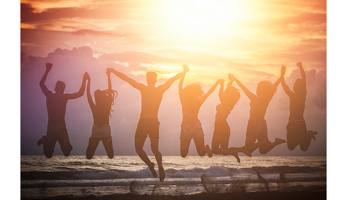 籽岷多少岁了_籽岷_籽岷是哪个学校的老师