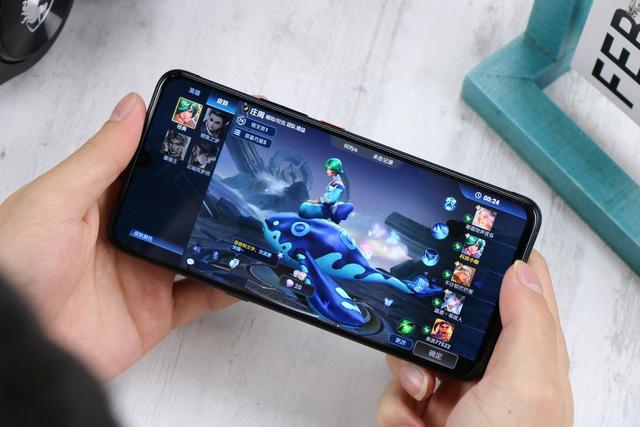 代理手机游戏定制开发平台_游戏代理的手机_代理手机游戏多少钱