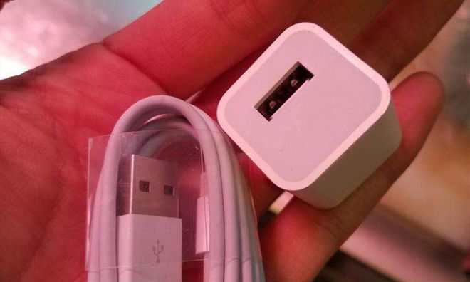 充电充进去马上结束怎么回事_充电充进去的是什么东西_iphone充电充不进去
